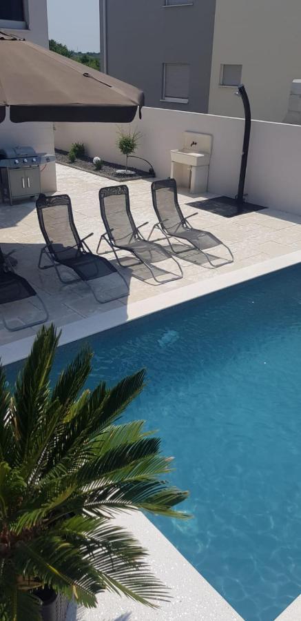 Villa Maris נין מראה חיצוני תמונה