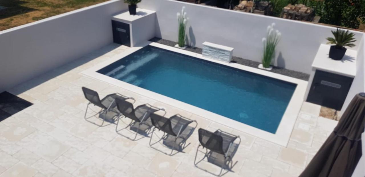 Villa Maris נין מראה חיצוני תמונה