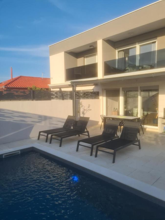Villa Maris נין מראה חיצוני תמונה